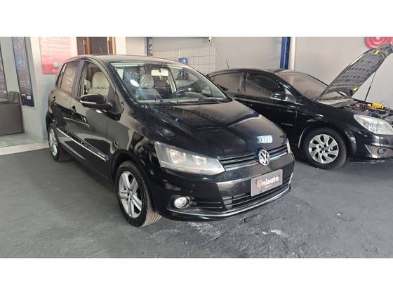 VOLKSWAGEN FOX 1.6 MSI HIGHLINE 16V FLEX 4P MANUAL VOLKSWAGEN FOX 1.6 MSI HIGHLINE 16V FLEX 4P MANUAL